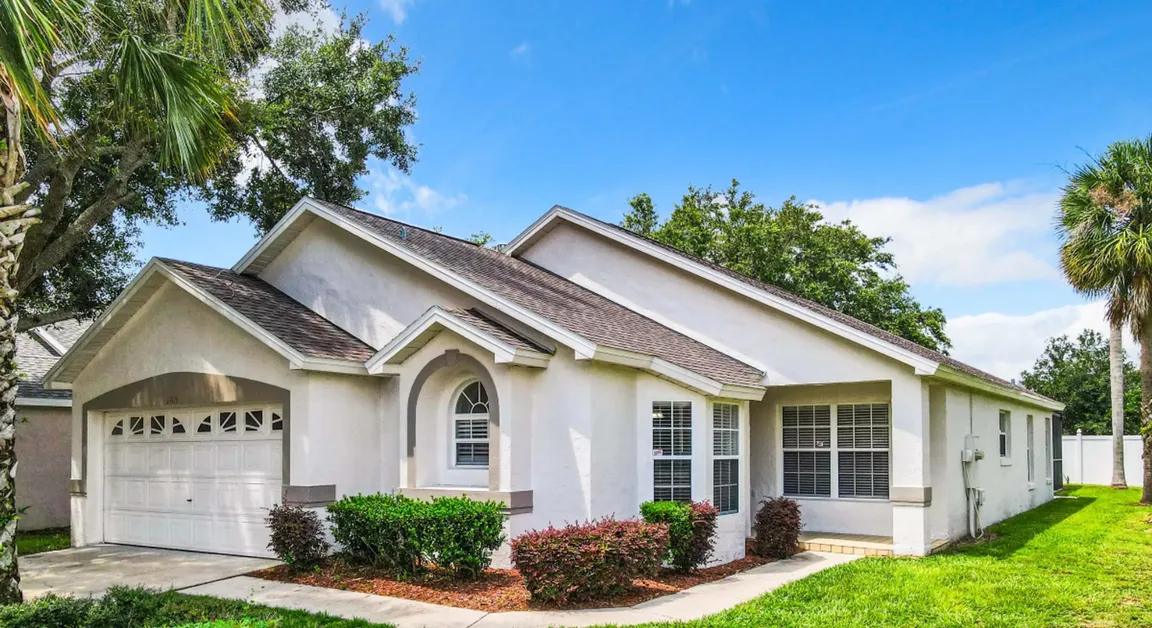 Airbnb Cleaning Service Reliable Airbnb Cleaning Service: 5-Star Cleanliness for Every Guest Trusted by Orlando Vacation Rental Owners