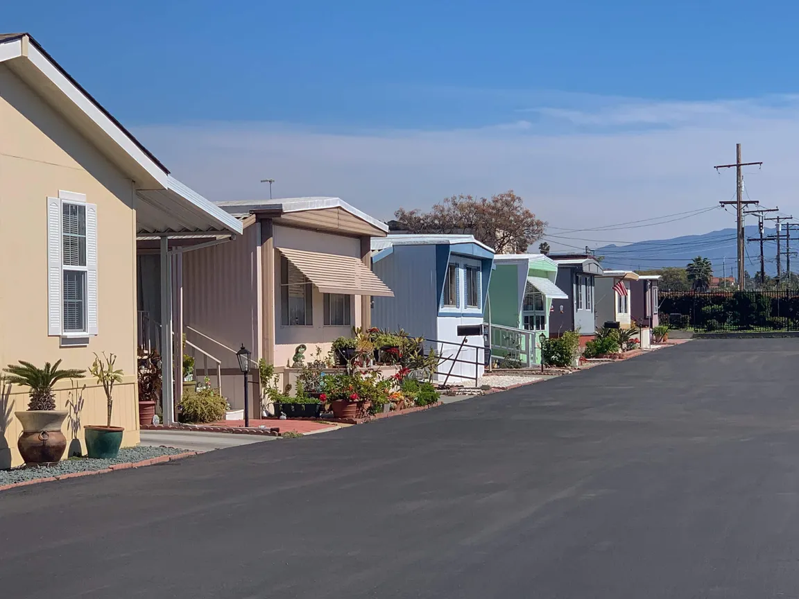 companies that buy mobile homes California