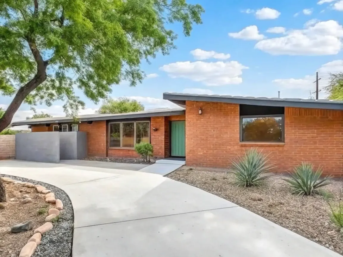 tucson cash home buyers Hero bg