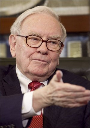 warren buffet investing in real estate
