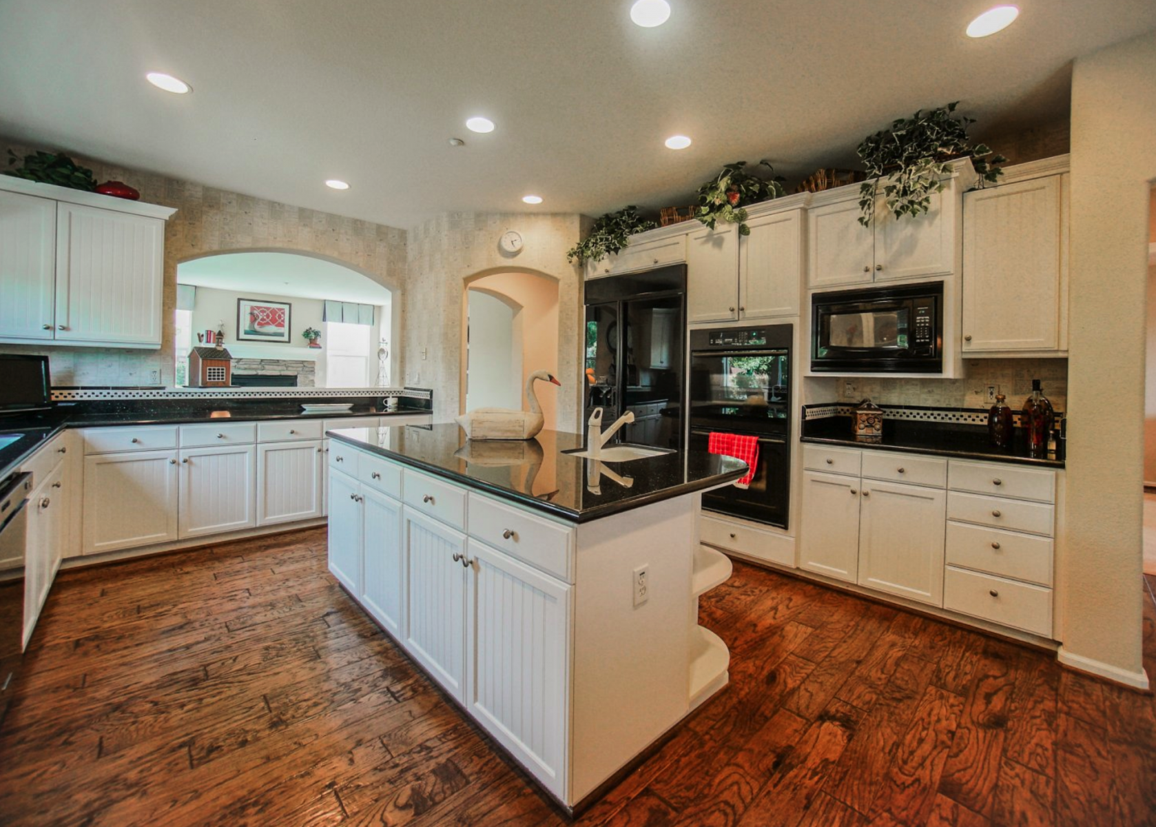 interior real estate images