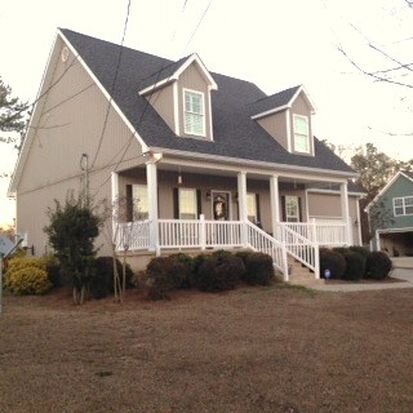 mId priced house in Warner Robins