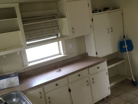 Cheap raymondville Investment 27