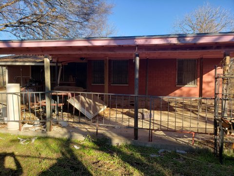 Jett 3 Acre Fixer Upper (10)