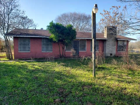 Jett 3 Acre Fixer Upper (8)