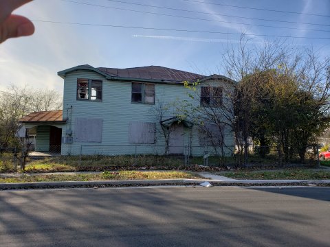Palmetto Fixer Upper (16)