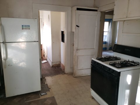 78201 San Antonio Flip (38)
