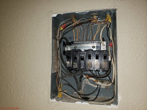 78237 Fixer Upper 57