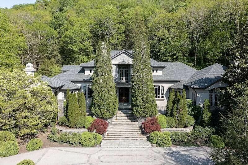 1310 Chickering Rd, Nashville, TN 37215