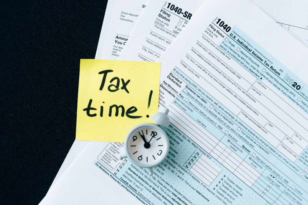 Tax post-it and a ticking clock.