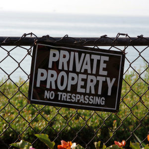 How to Sell a House With a Squatter Issue in Maryland