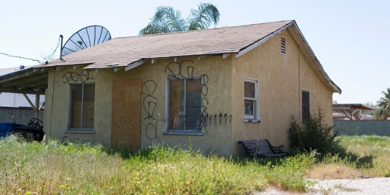 Selling a Property With Unpermitted Work in [market_city]