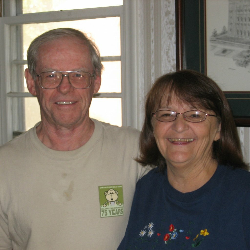 Norm & Lynda Cox in their living room with us to stop foreclosure working with Gary Parker in Utah