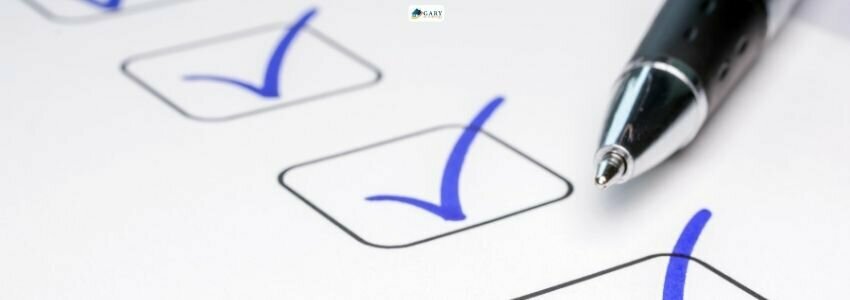 sell your house fast relocation checklist with pen to mark off the check boxes