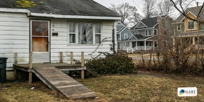 A vacant old house
