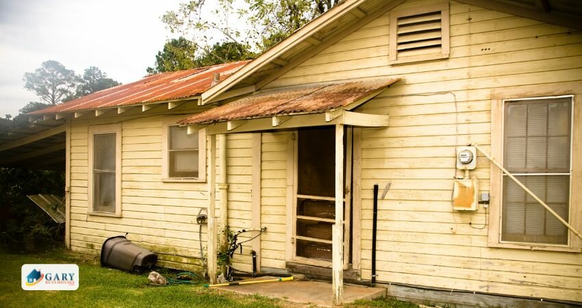 Old home needs a lot of work in Utah