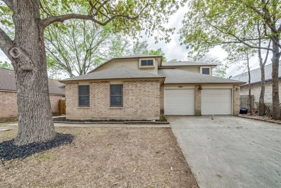 San Antonio home sold to cash home buyers with no financing and no closing delays