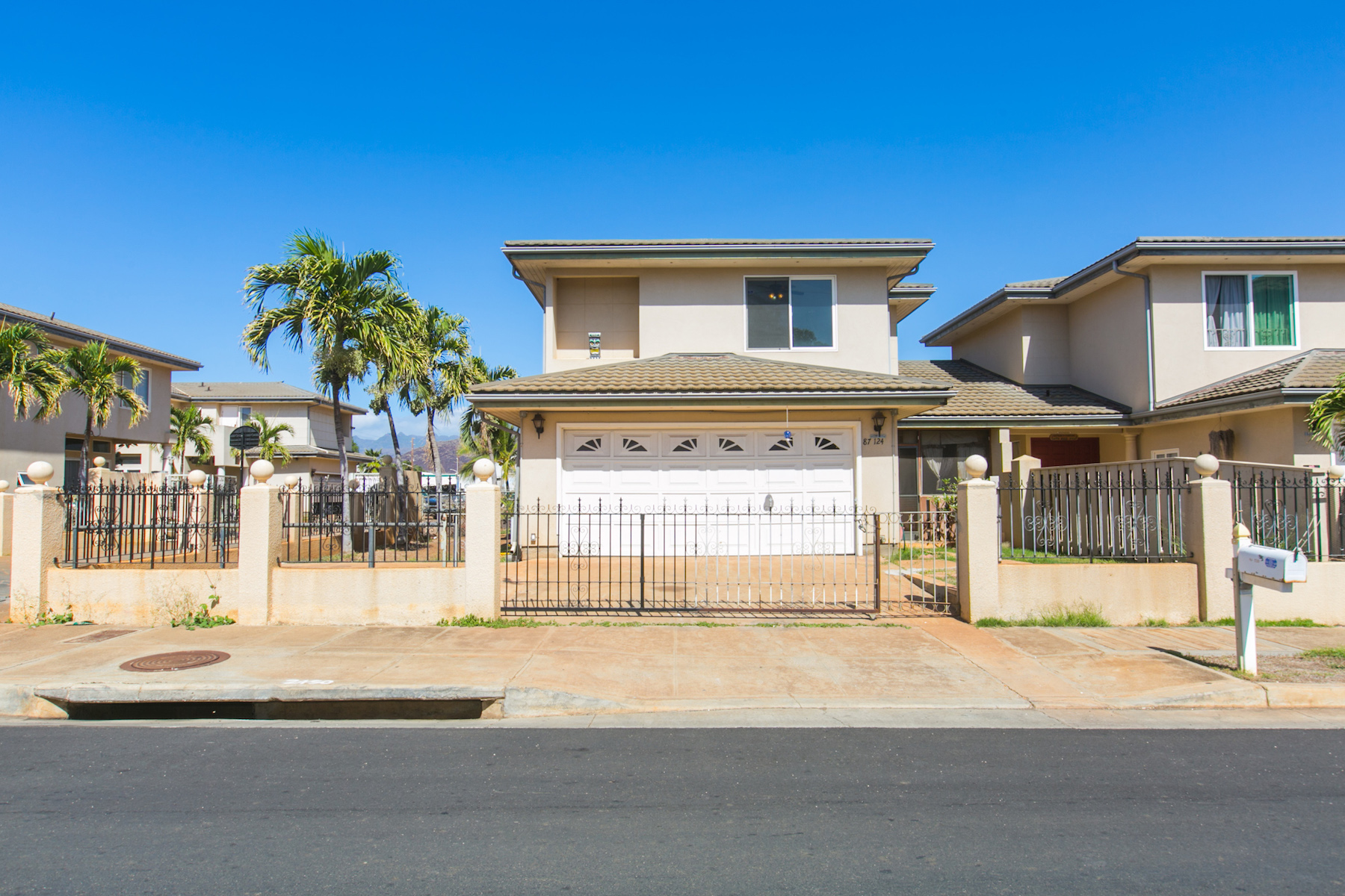 Outside - 87-124 Maipalaoa Road Waianae