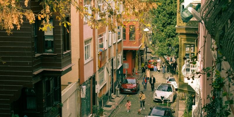 Top Neighborhoods to Live in Honolulu Safety, Schools, and Lifestyle