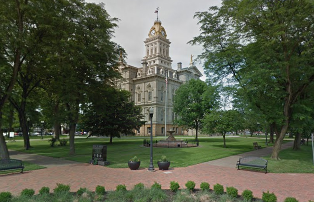 Licking County Courthouse Foreclosure Auction Location Newark OH | Homesmith Buys Houses Newark OH | Sell My House Fast Newark OH | We Buy Houses Newark OH | 1-877-HOMESMITH