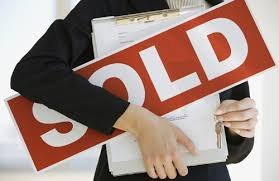 Move if Your House Hasn't Sold