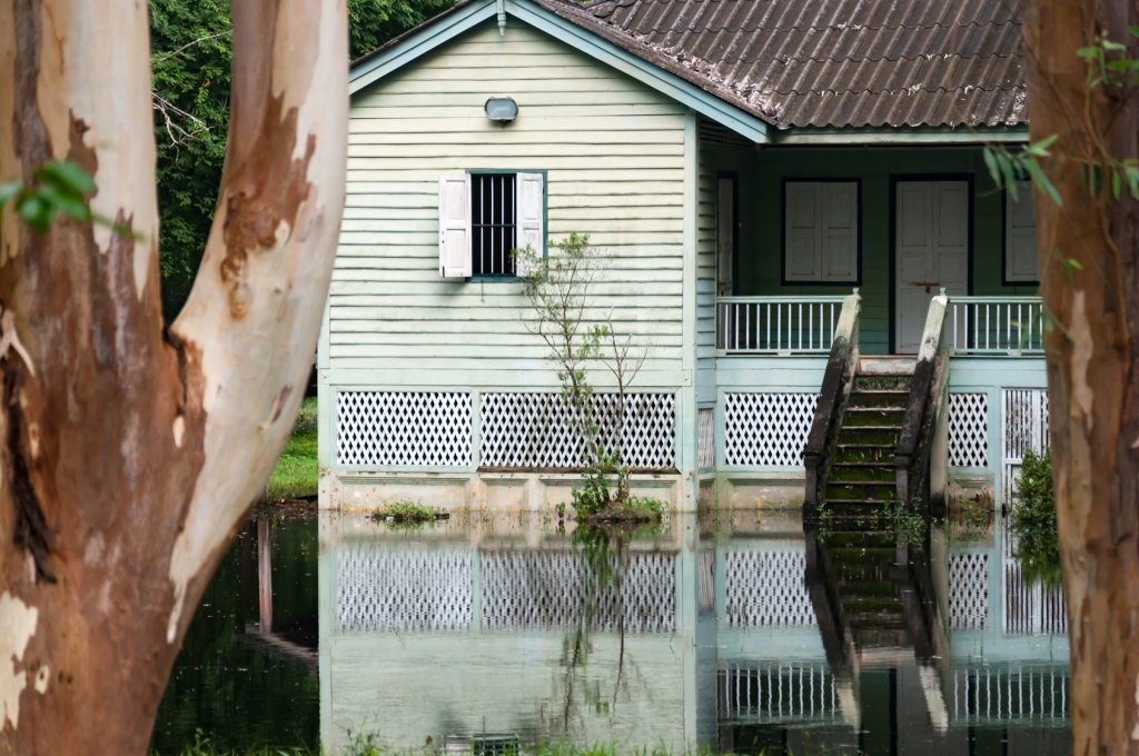 Determining if You Should Sell Your Houston Flooded Home