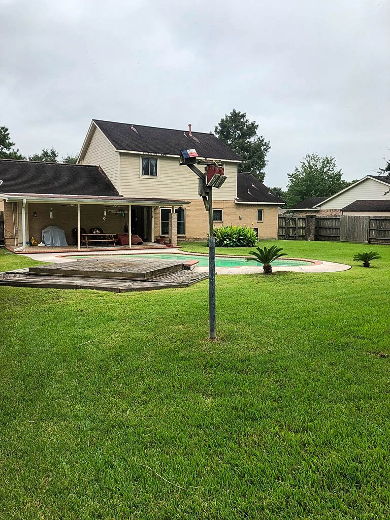 Homes For Sale In TX Friendswood 77546 – Killarney 3BR Backyard 2