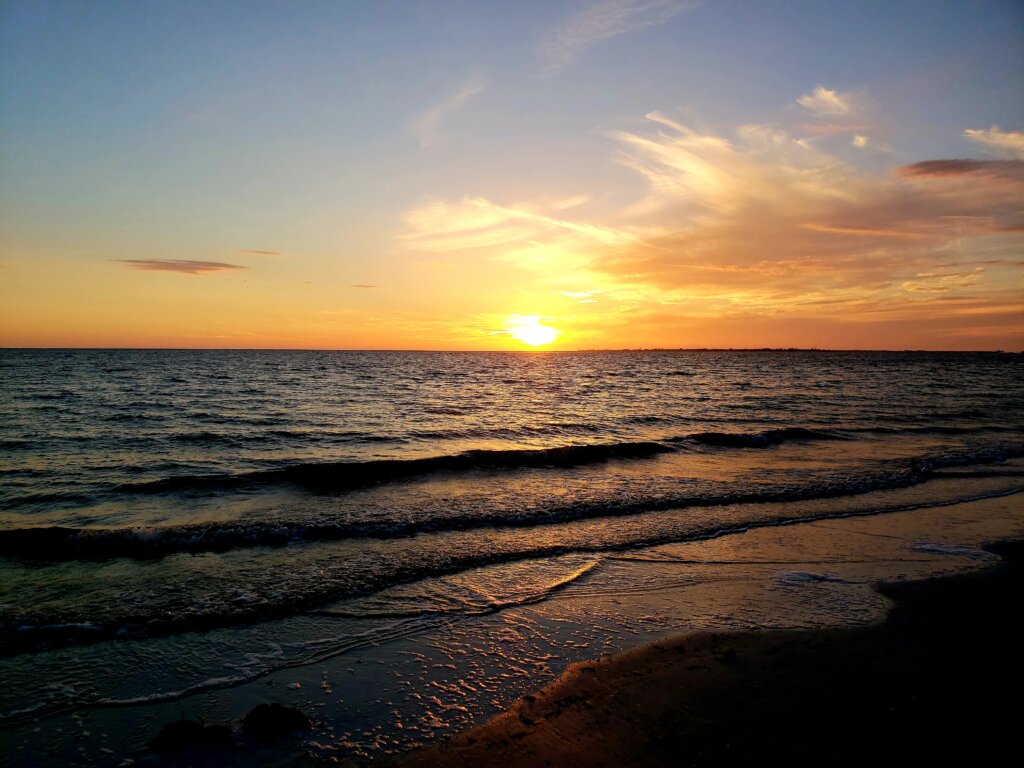 Moving to Cape Coral. How far to Fort Myers beach