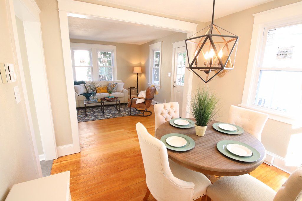 sell House in Easton quick