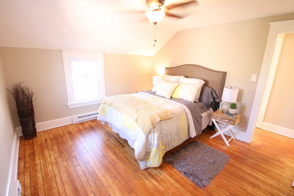 sell House in Easton quick