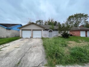 This is a Great Fixer-Upper near Tomball Texas!