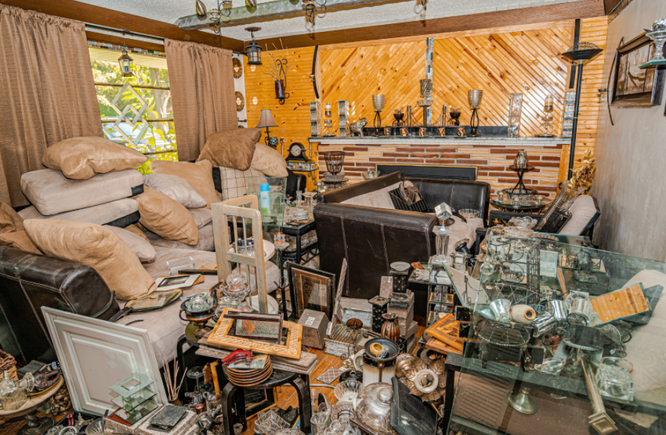 How Long Does It Take to Sell a Hoarder House As-Is
