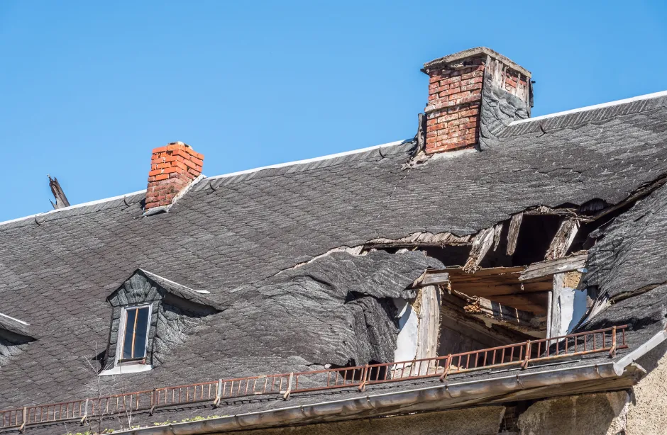 Guide to Selling a Damaged or Unsafe Home in California