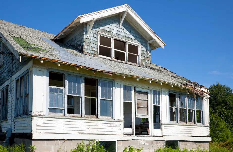 Can You Sell a House With Liens in California?
