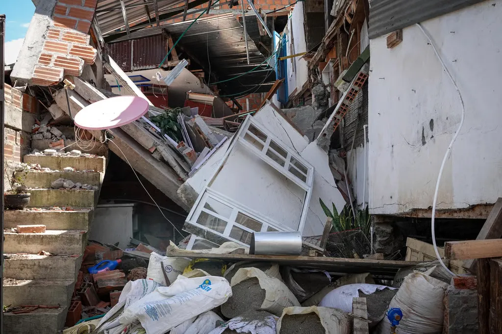 earthquake damage on a house