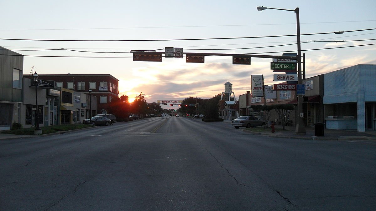 Downtown Grand Prairie Texas at dusk