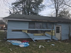 Selling a house that needs work - house needs tlc