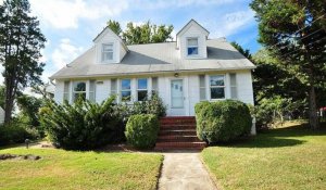 We Buy Houses Arbutus