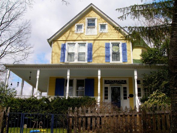 We Buy Houses Roland Park MD