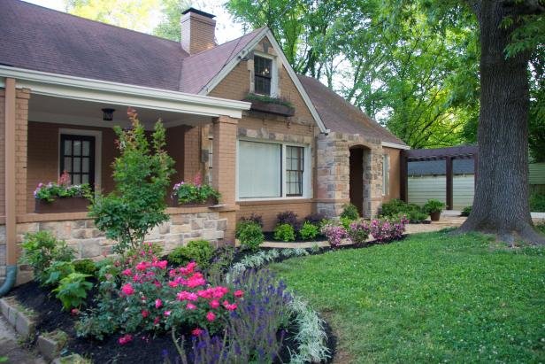 Curb appeal is critical to ensuring your house sells fast in Baltimore, MD