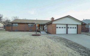 Sell Your House Fast! Call (855) 741-4848 For Your CASH Offer!