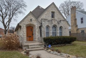 We Buy Houses in Milwaukee, Wisconsin! Call (855) 741-4848 Today For Your CASH Offer!