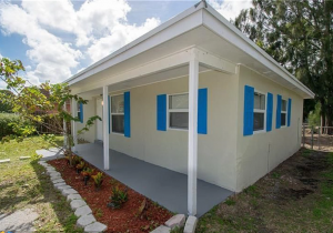 Call Today For Your CASH Offer (855) 741-4848 We Buy All Types Of Houses In Ft. Lauderdale!