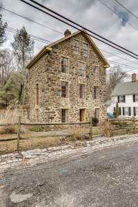 Selling a historic house in Maryland requires you to work with the historic societies