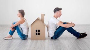 Selling your home during a divorce in Maryland requires a team of real estate professionals