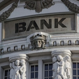 Always communicate your bank in Fishtown PA