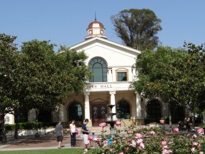 City hall in fillmore california