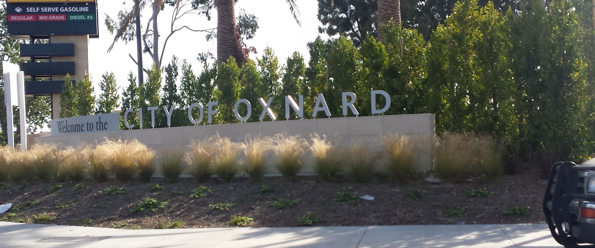 City of oxnard sign located off of Vineyard Ave.
