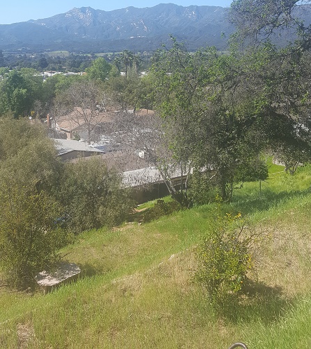 picture over looking a thousand oaks home from a hilltop