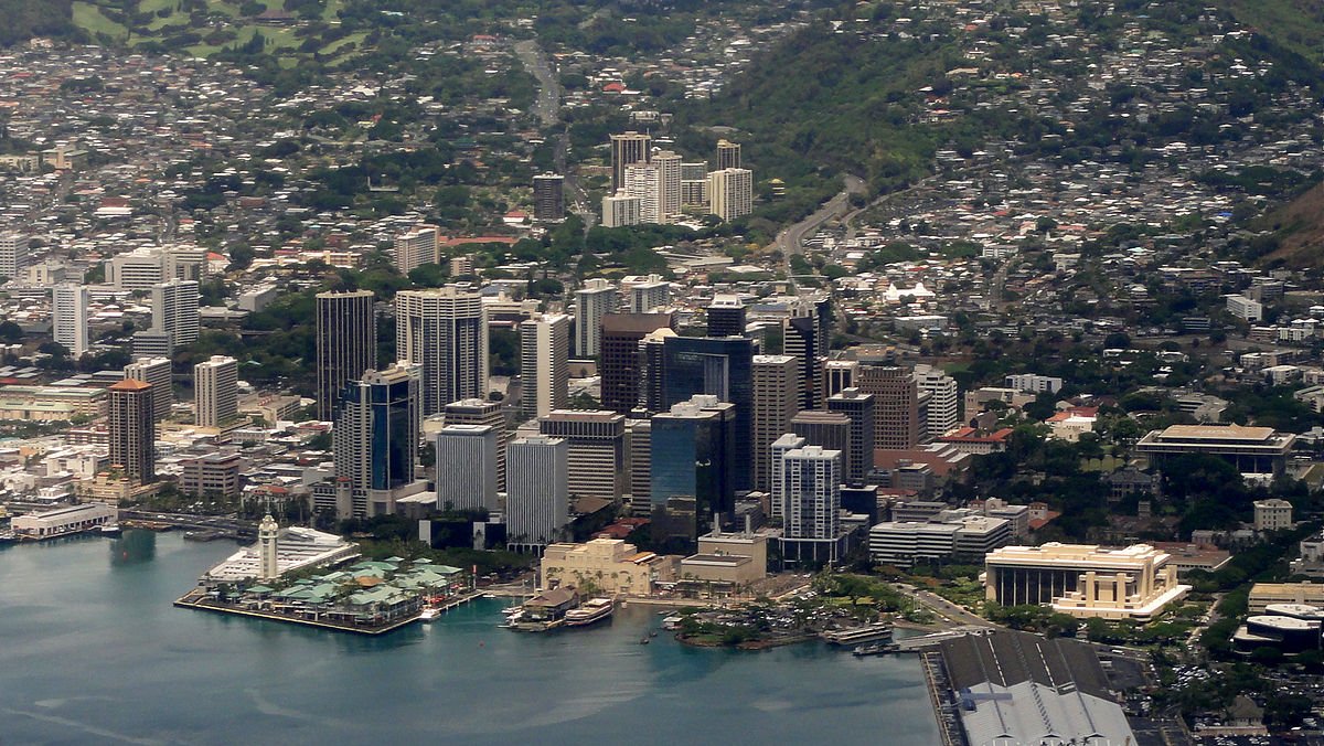 overview of Downtown Oahu, HI, where we buy houses